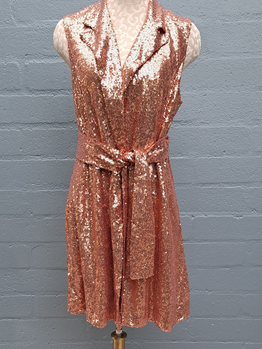 Sequin Tie-Waist V-Neck Dress - Rose Gold